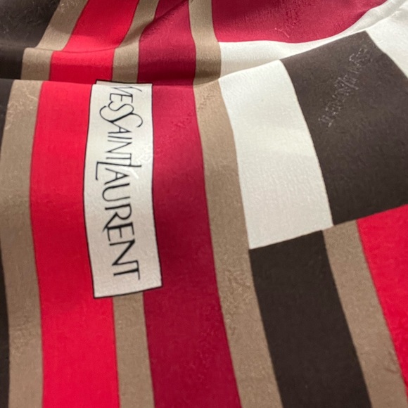 Authentic YSL gorgeous Scarf - Picture 2 of 10